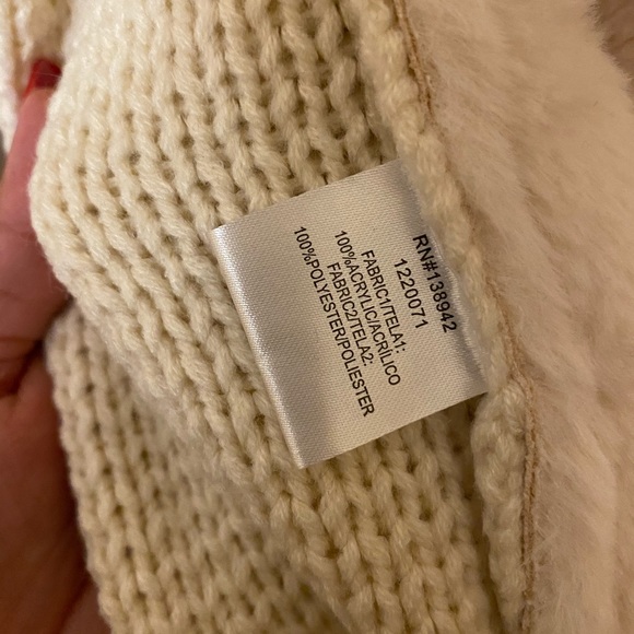 Mid length faux shearling vest - Picture 5 of 5